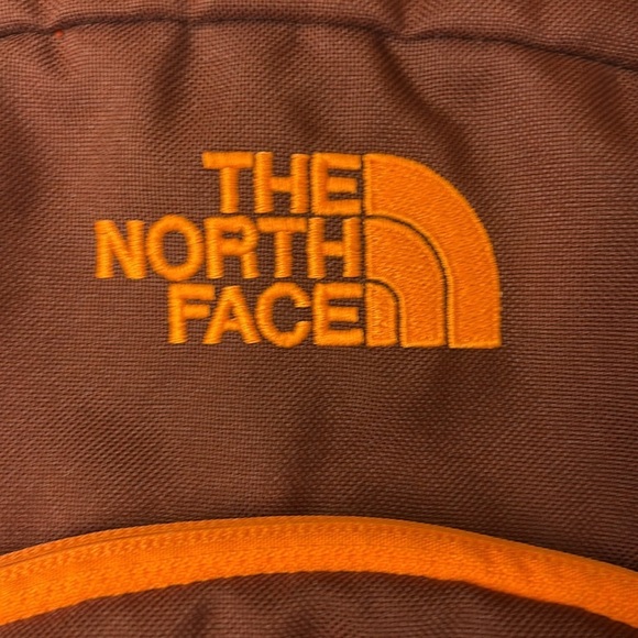 The North Face Haystack maroon and Orange Backpack, EUC, laptop pocket - Picture 3 of 9